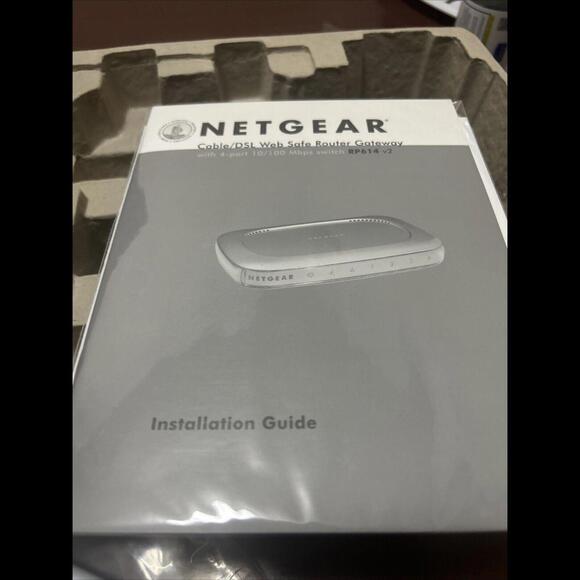 Netgear RP614 100 Mbps 4-Port 10/100 Wired Router - Picture 4 of 5